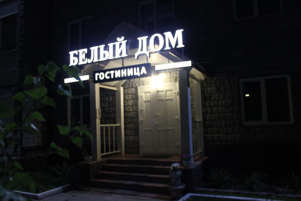 Bely Dom Hotell Krasnojarsk Eksteriør bilde